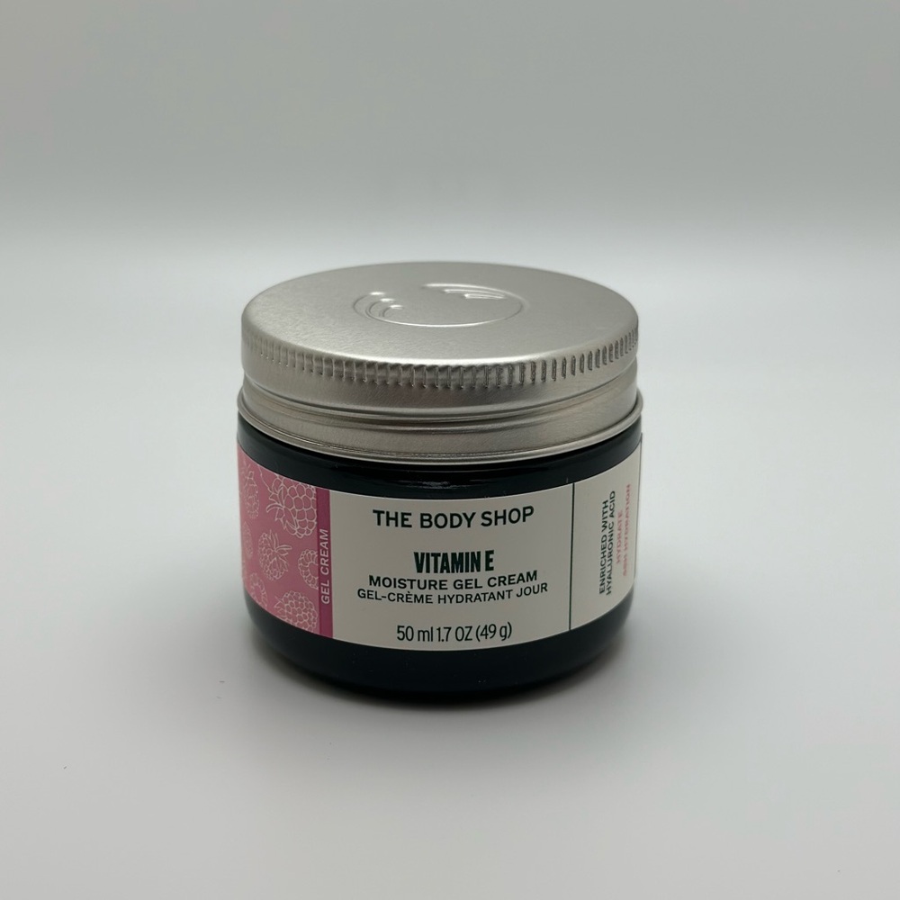 The Body Shop Vit. E Gel Moisturizer Brand New 1.7 oz - Picture 4 of 6